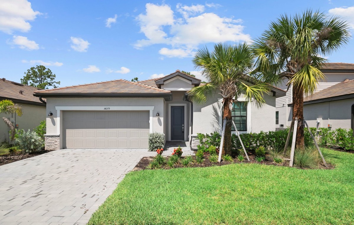Welcome to 14279 Winding Cedar Way in Timbercreek